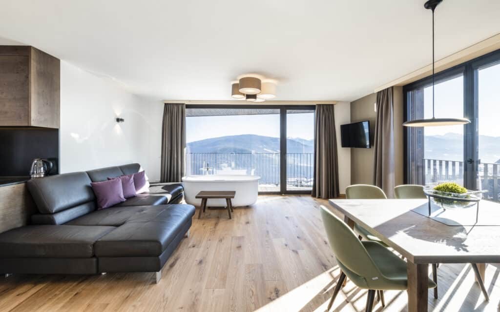 5 Luxury Apartment Panorama (c) Hannes Niederkofler